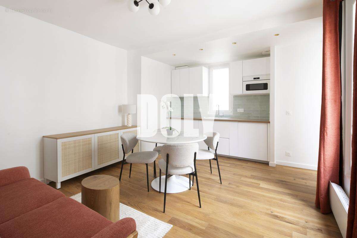 Appartement à PARIS-3E