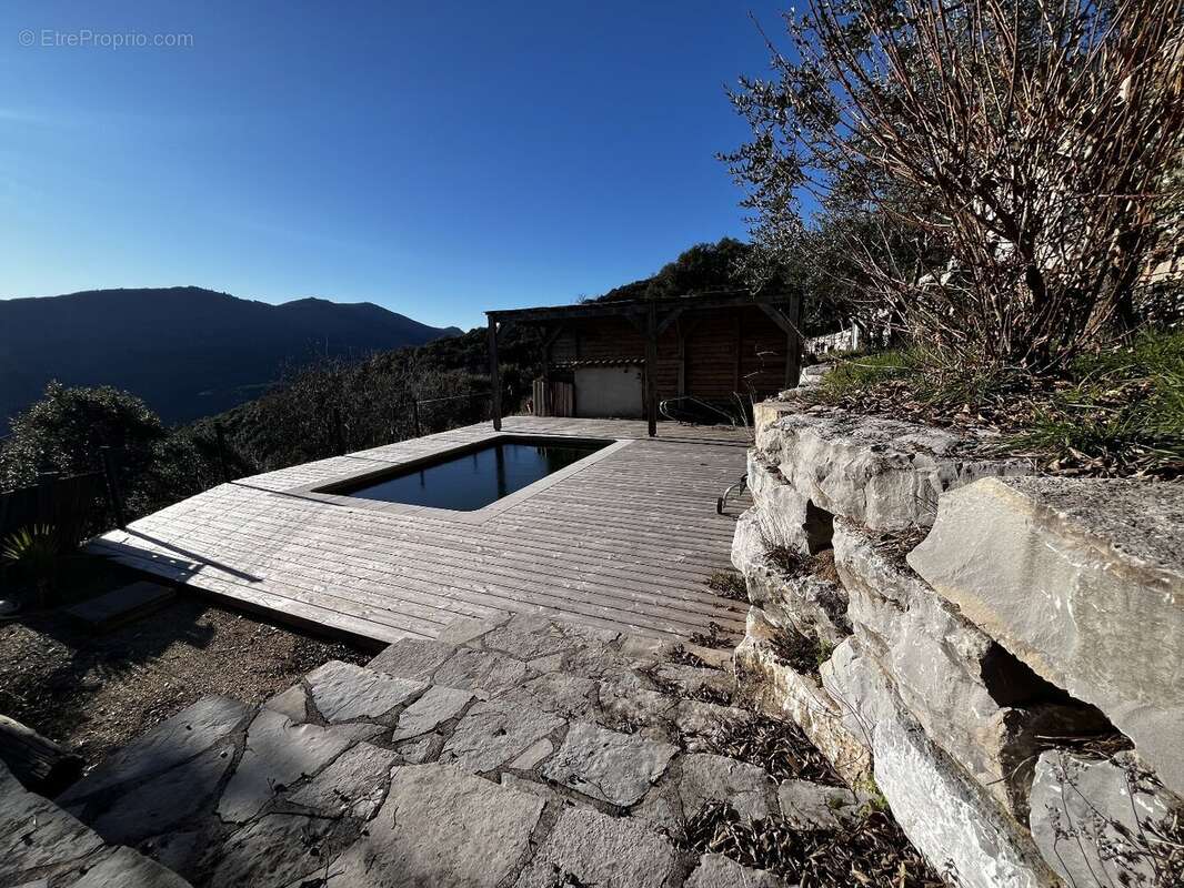 Maison à CROS