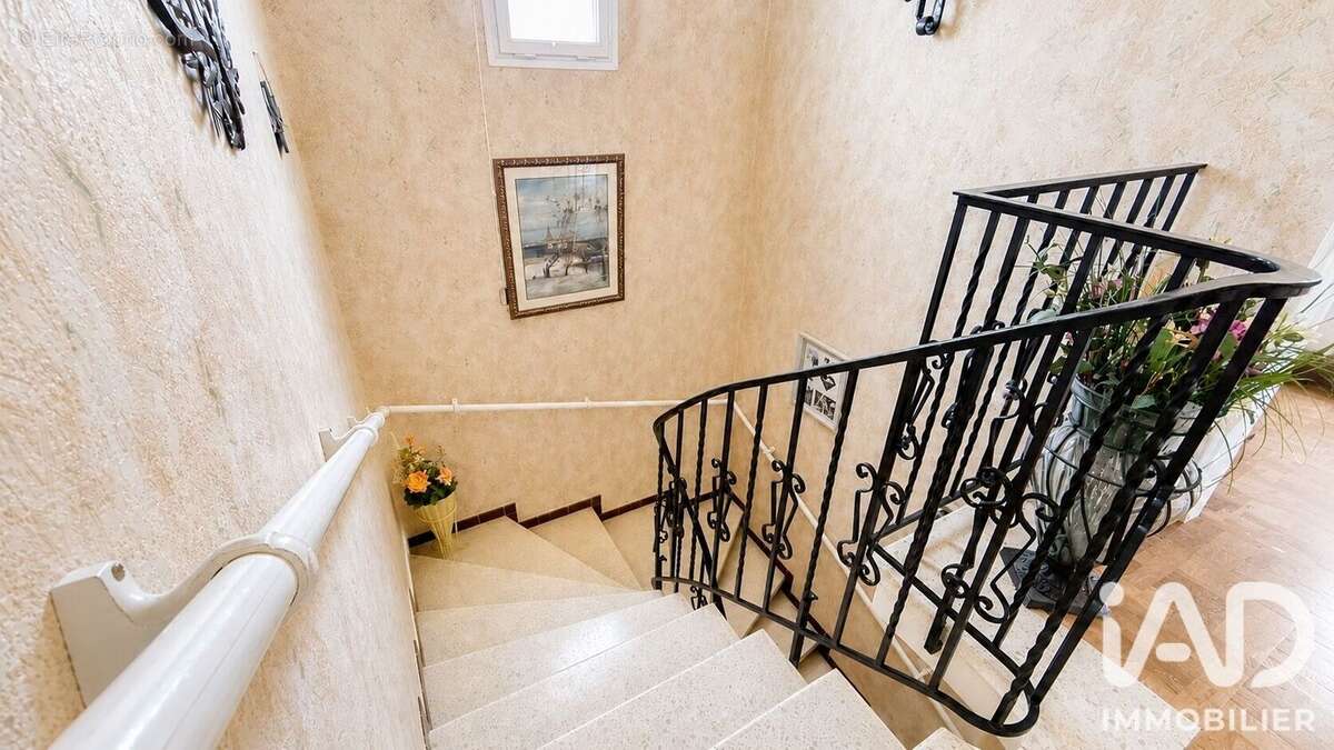 Maison 130 m² à Le Boulou  - photo 7