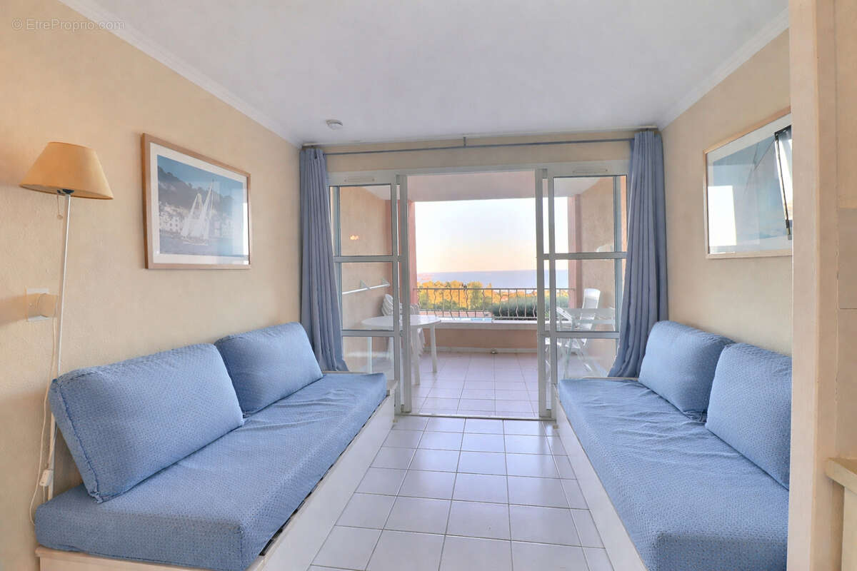 Appartement à SAINT-RAPHAEL