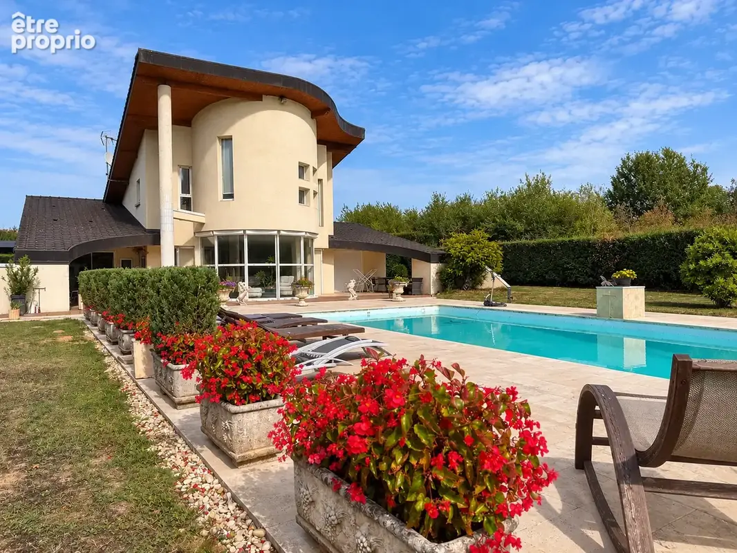 Péronnas - Propriété d’architecte avec piscine - photo 20