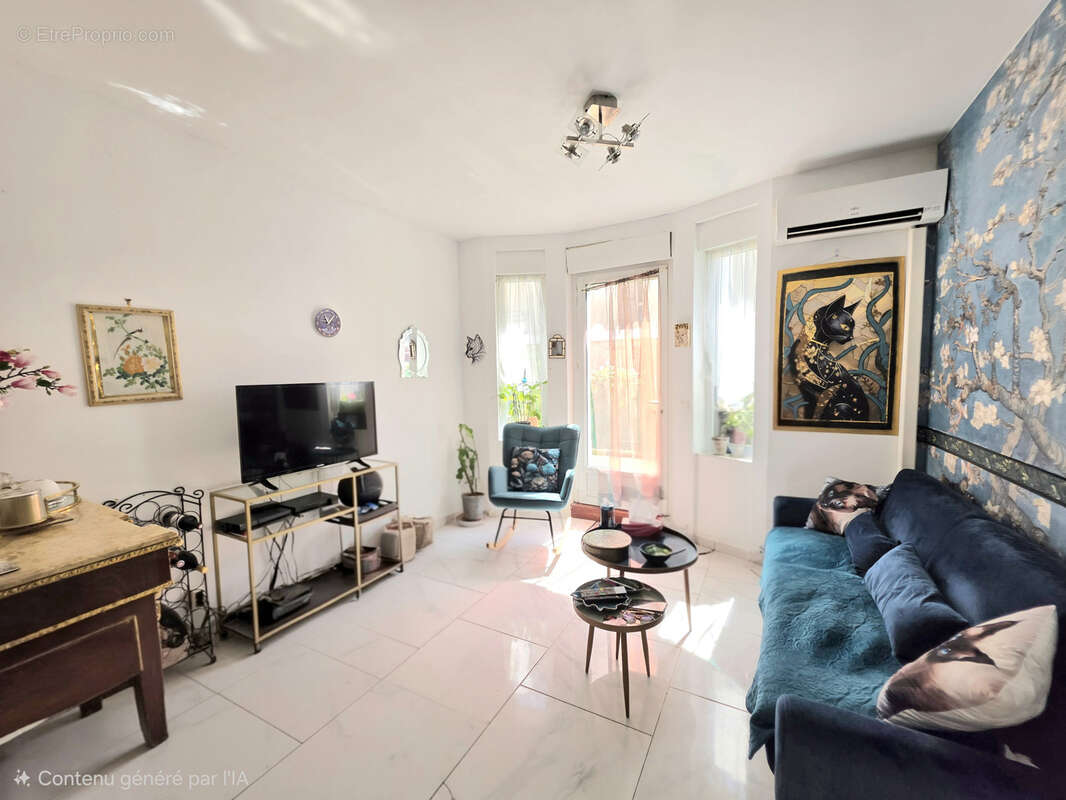 Appartement à HYERES