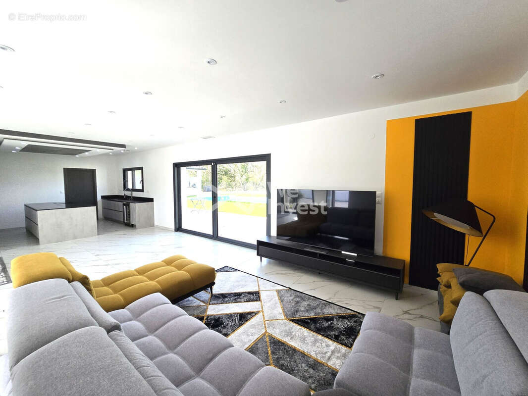 Maison à CASTELSARRASIN