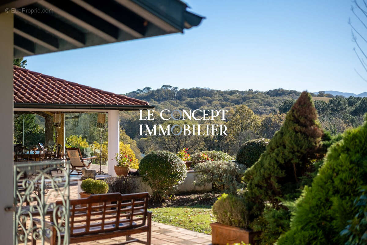 Maison à BASSUSSARRY