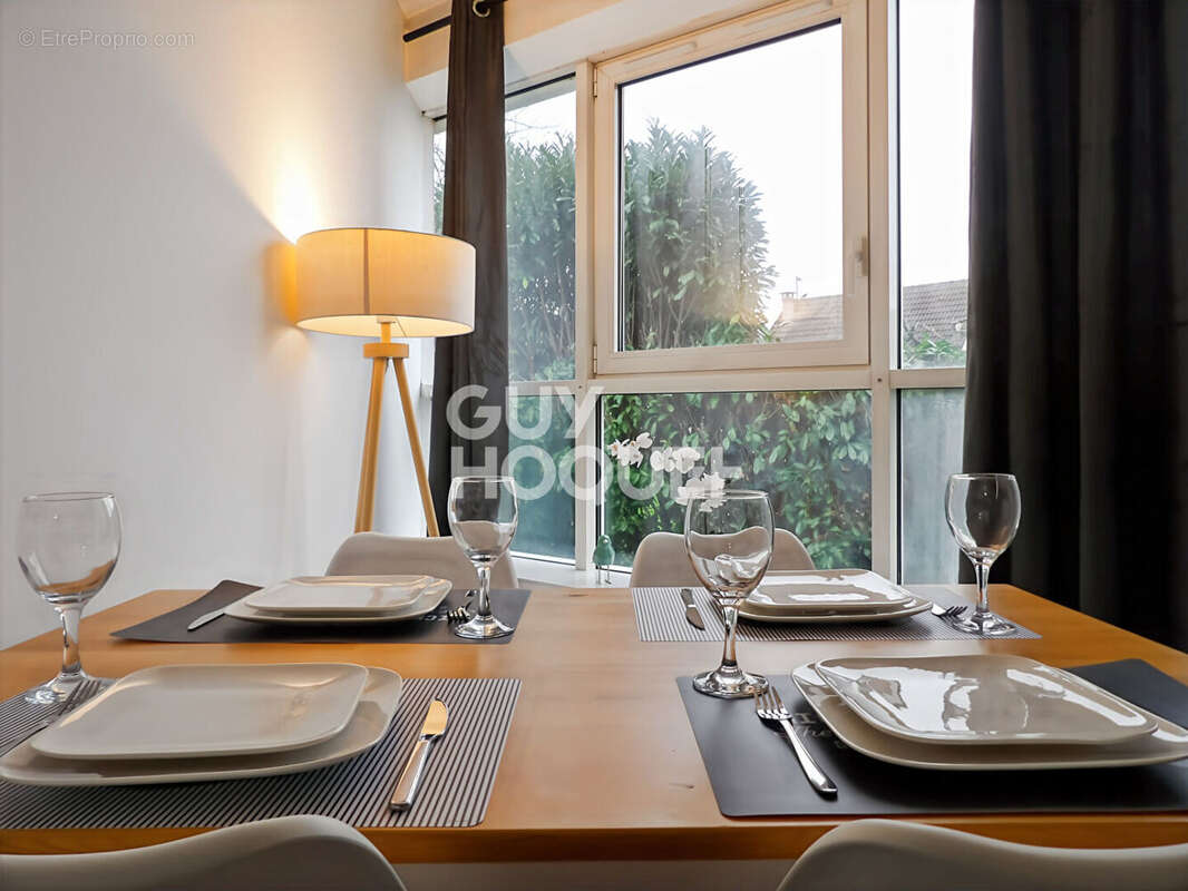 Appartement à MAGNY-LE-HONGRE