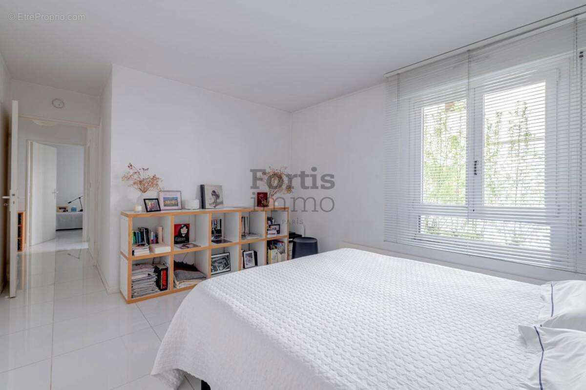 Appartement à PARIS-20E