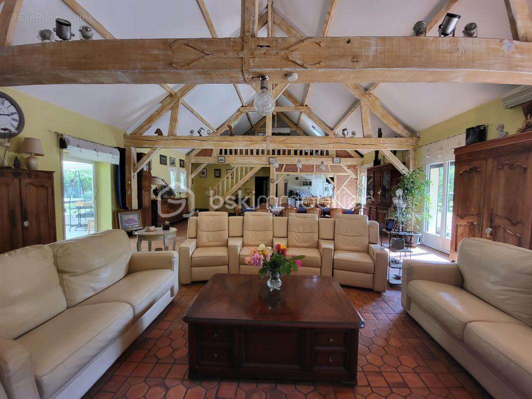 Maison à BOUZY-LA-FORET