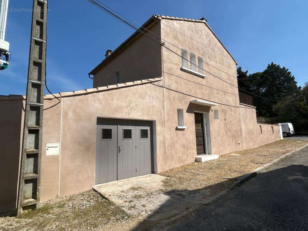 Maison à VAISON-LA-ROMAINE