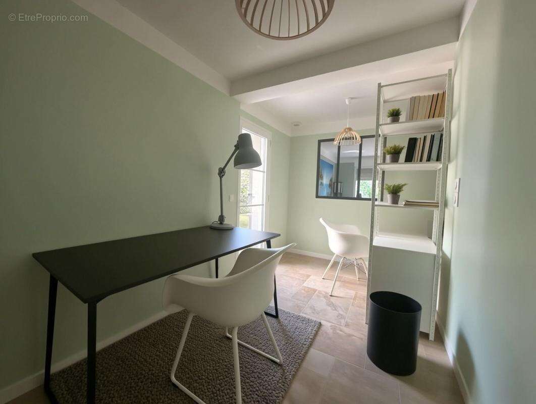 Maison à BOUC-BEL-AIR