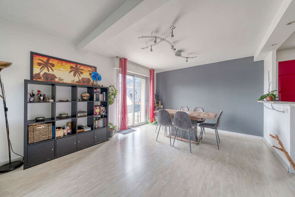 Maison à VERN-SUR-SEICHE