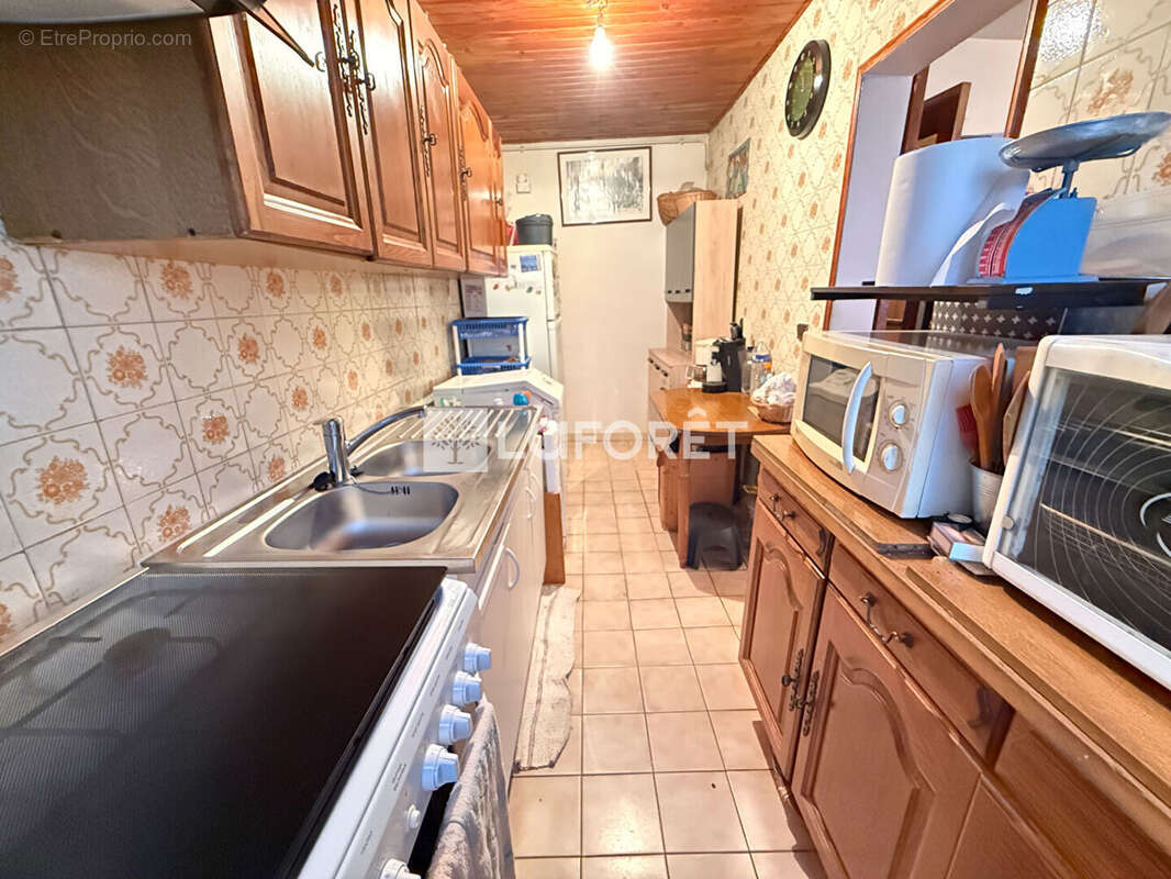 Appartement à PARIS-2E
