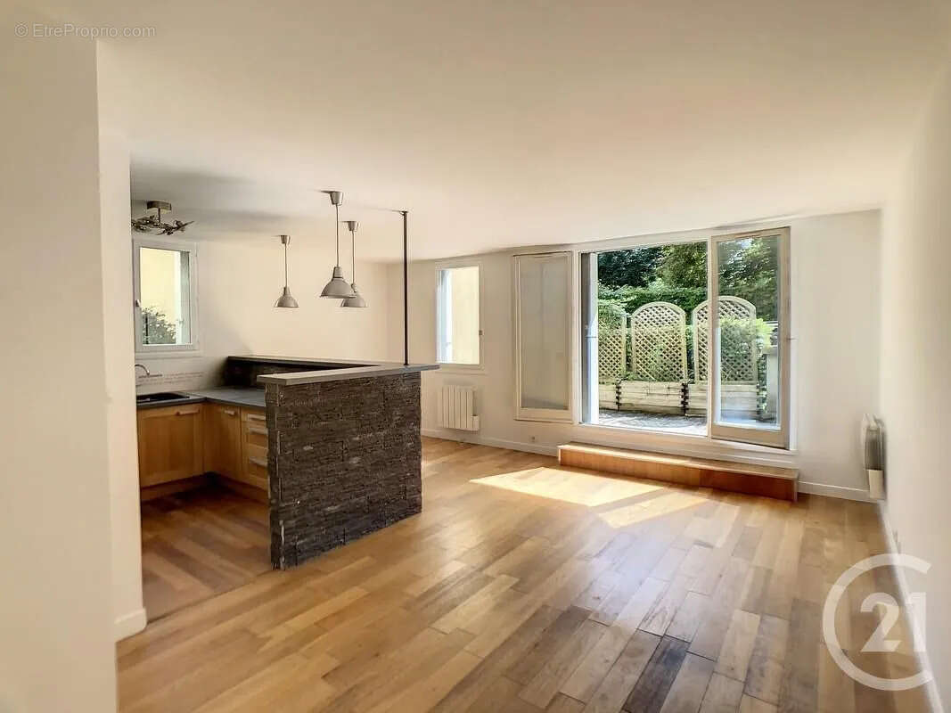 Appartement à FONTAINEBLEAU