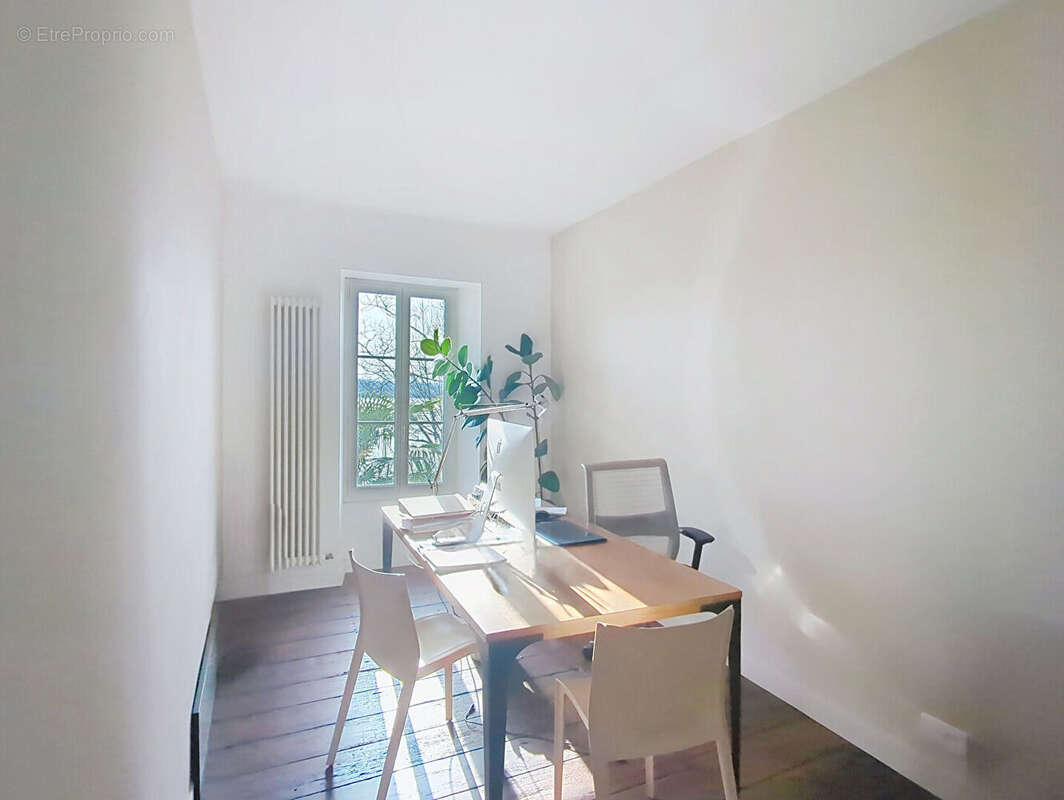 Maison à QUINSAC