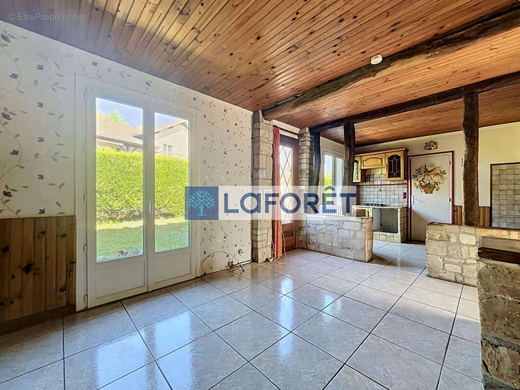 Maison à THONNANCE-LES-JOINVILLE