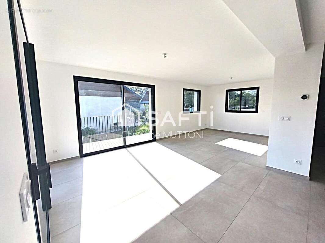 Photo 4 - Maison à CREMPIGNY-BONNEGUETE