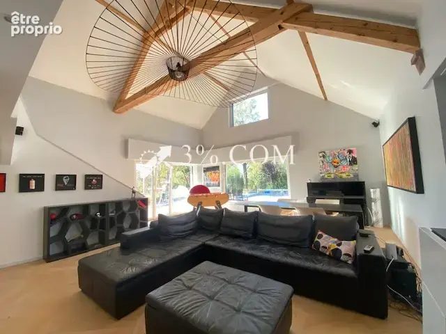 3%COM Belle propriété avec piscine et sauna  sur terrain de - photo 2