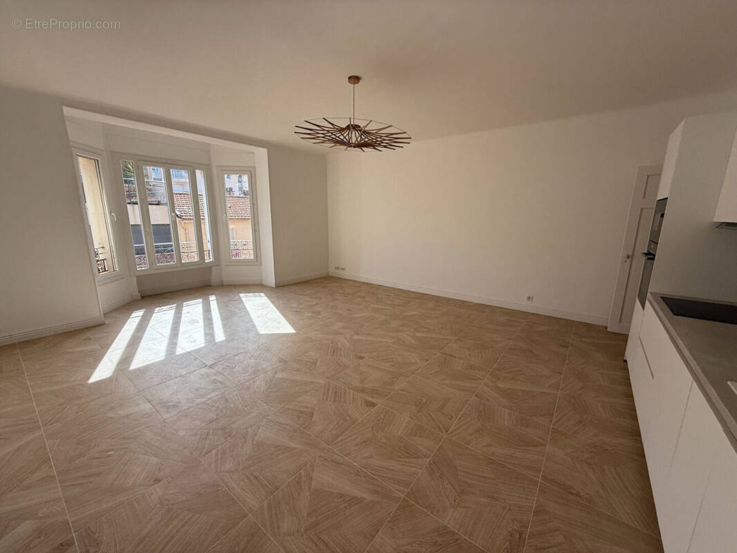 Appartement à SAINT-RAPHAEL