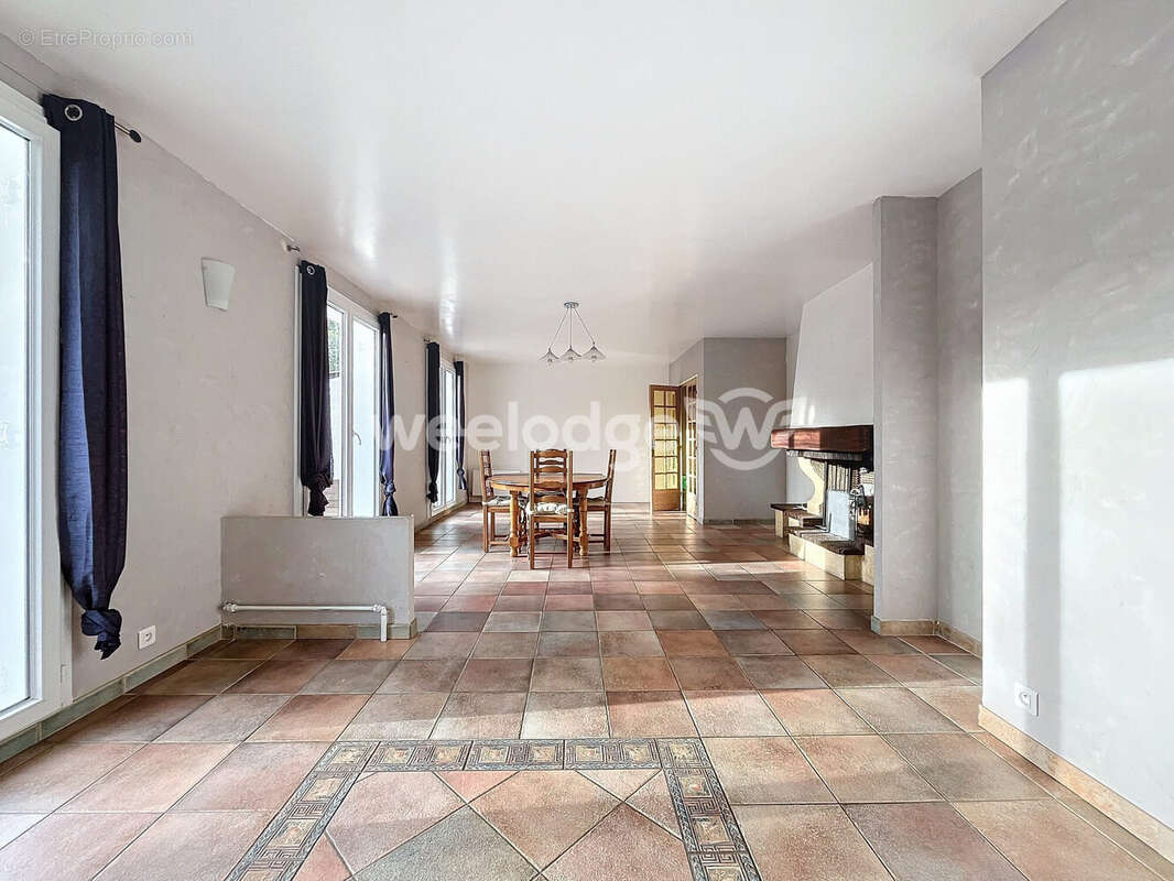 Maison 144 m² à Andresy  - photo 2