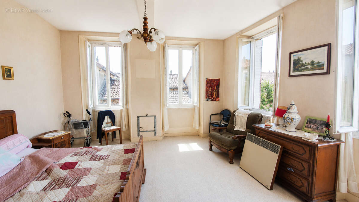 Immeuble de caractère en exclusivité   Centre d’Hagetmau - photo 6