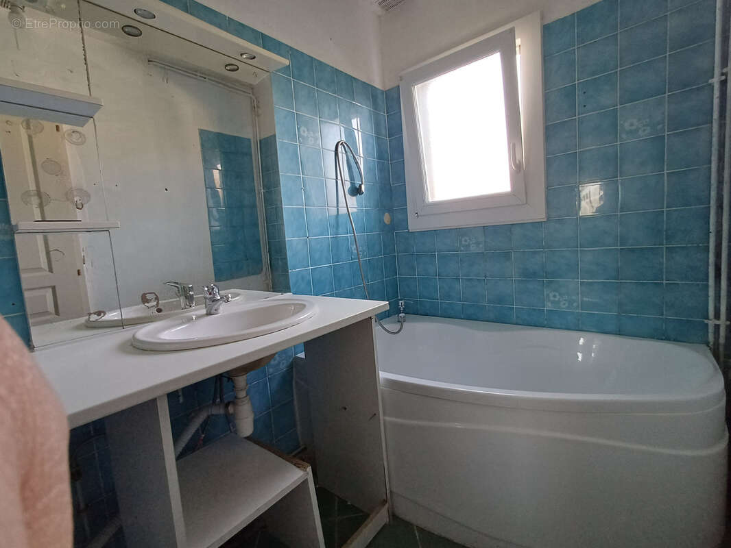 Maison à BAIGNES-SAINTE-RADEGONDE