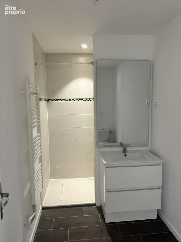 Appartement T3 de 48.5 m² en bon etat avec jardin de 70 m² - photo 5