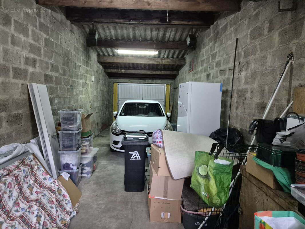 Maison à MAUBERT-FONTAINE