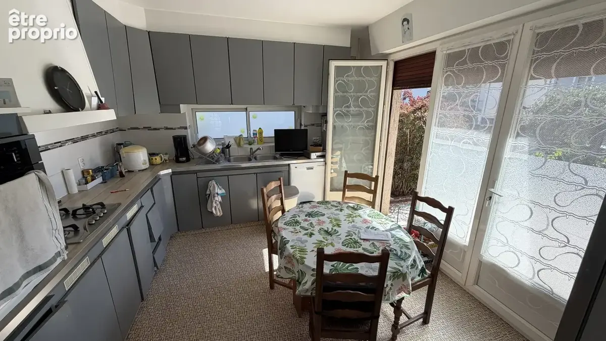 Maison 6 pièces 180 m² à vendre à Le Blanc-Mesnil (93150) - photo 2