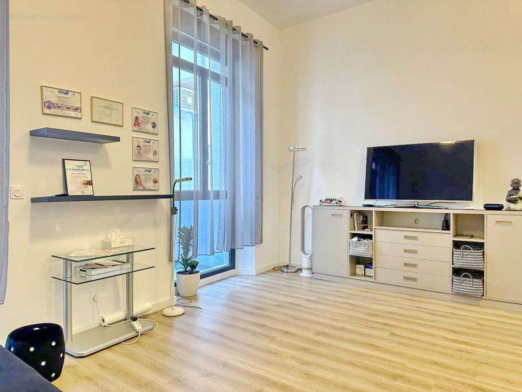  Cannes centre-ville — 2 pièces 41 m², réhabilité, calme - photo 9
