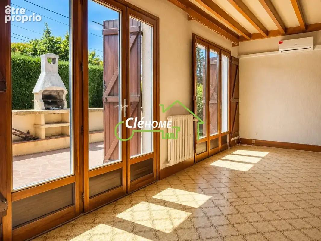 Maison 8 pièces 235 m² à vendre à Sain-Bel (69210) - photo 5