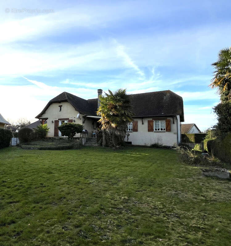 Maison à LONS