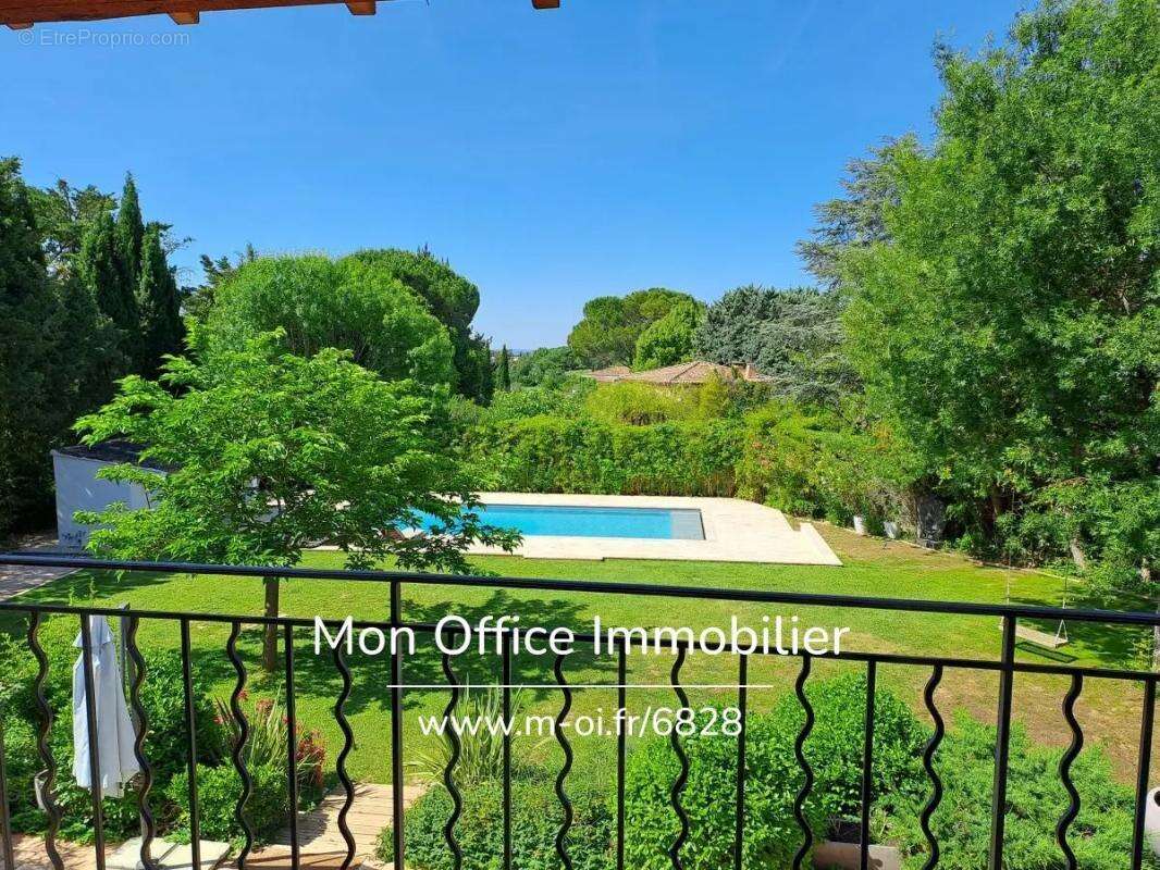 Référence : 6828-VCL. - Maison avec 6 chambres dont studio indépendant - Jardin paysager piscine garage - 13 100 AIX - photo 16