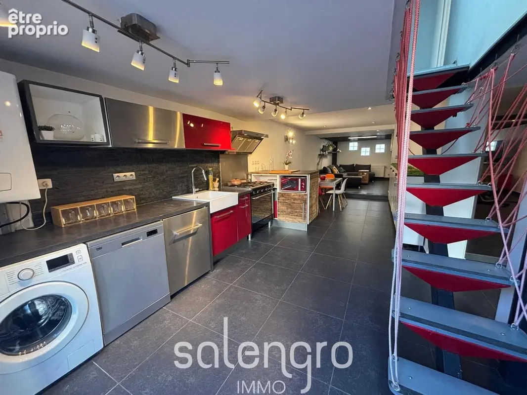 Appartement 5 pièces 150 m² à vendre à Villeurbanne (69100) - photo 5
