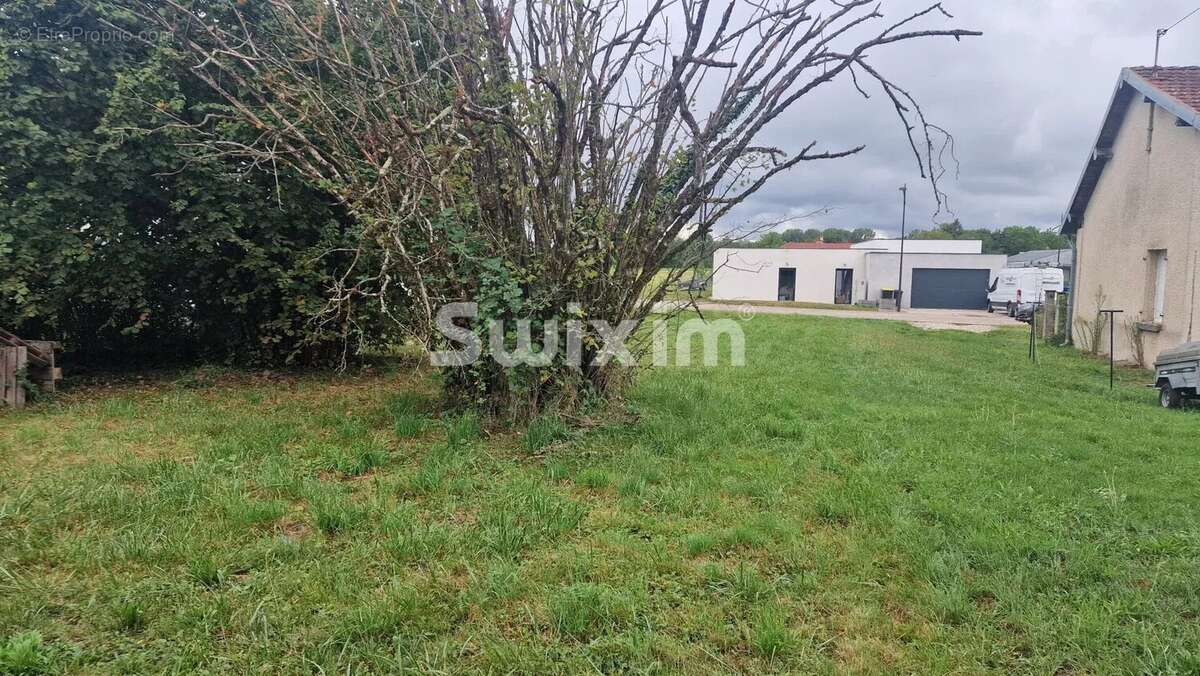 Terrain à ARC-ET-SENANS