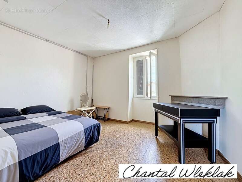 Immeuble de rapport à vendre 3 logements  (07) à Lachapelle sous Aubenas 145 m2 hab - Terrain 415 m2 - photo 12
