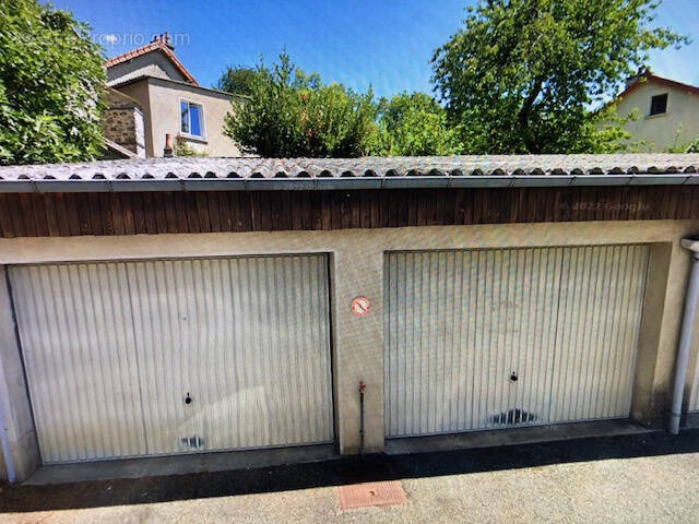Parking à LE MANS