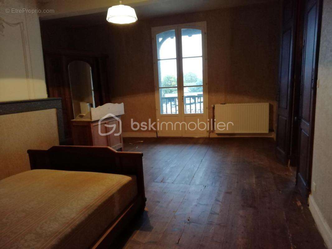 Maison à CASTELNAU-MAGNOAC