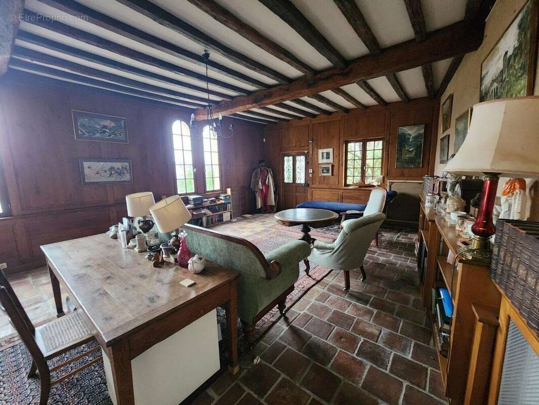 Confolens - Deux maisons avec caractre jardin prive - possible business/maison pour grand famille - photo 2