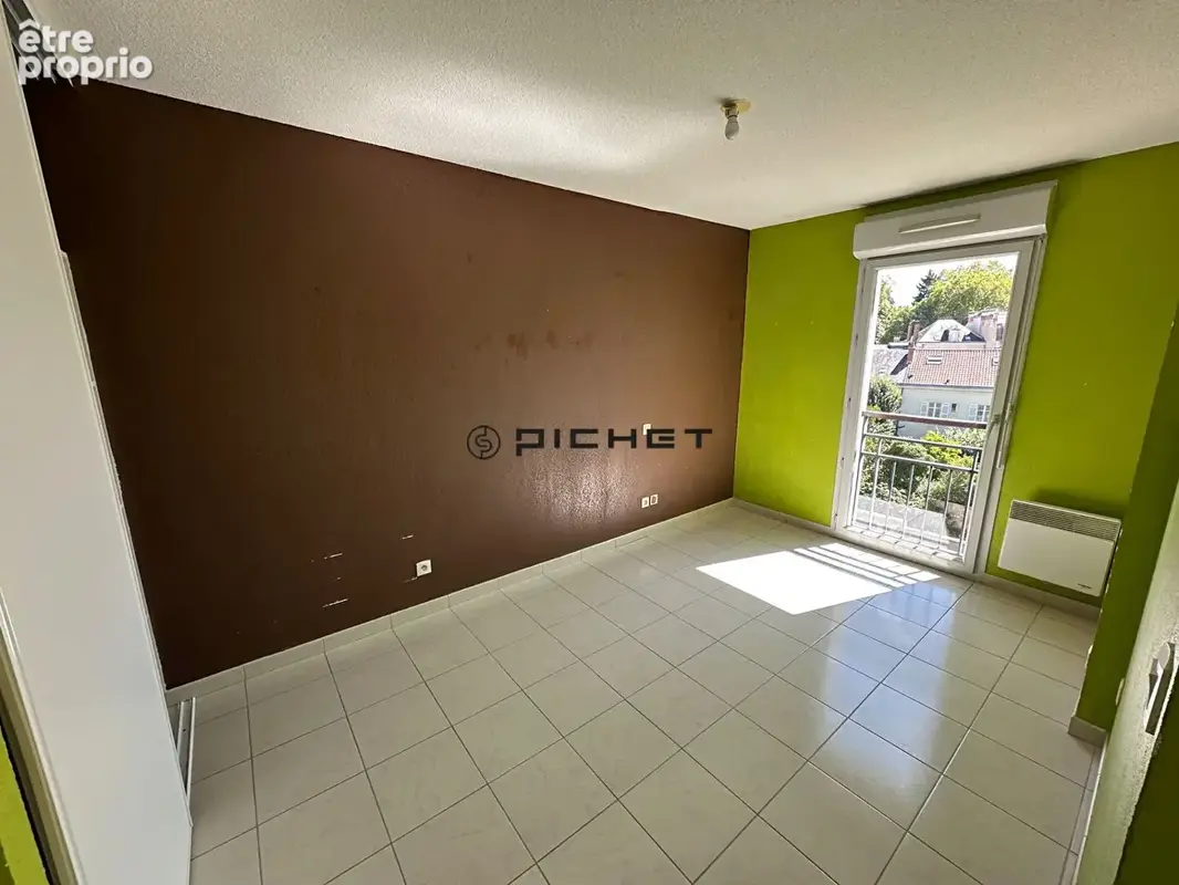 Appartement T3 - Superbe Terrasse - Parking réservé - photo 8