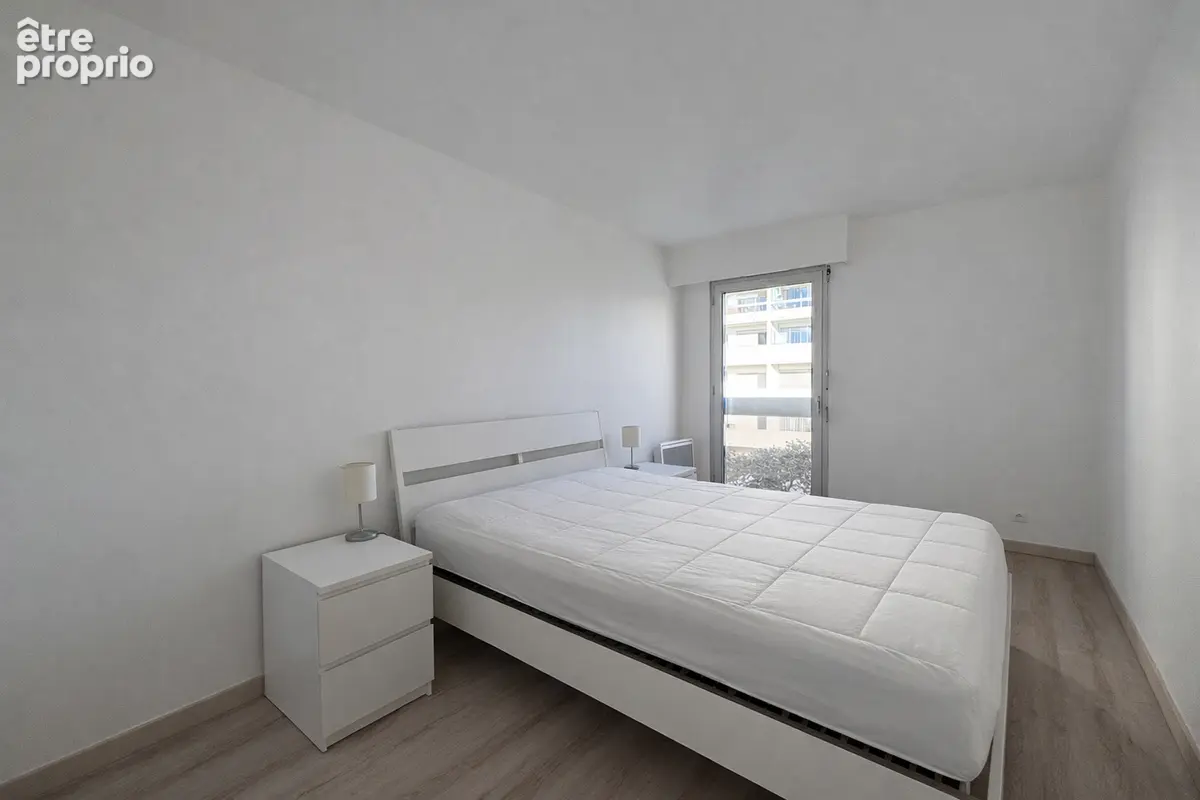 Appartement 54 m²  3 étage avec ascenseur, balcon et aperçu mer - photo 7