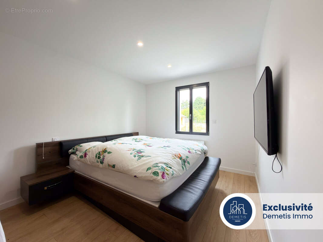 Maison contemporaine de plain pieds sous decennale - photo 6