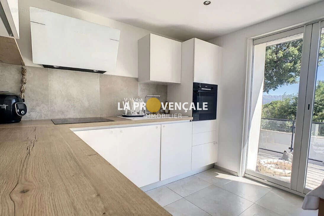 Appartement à GREASQUE