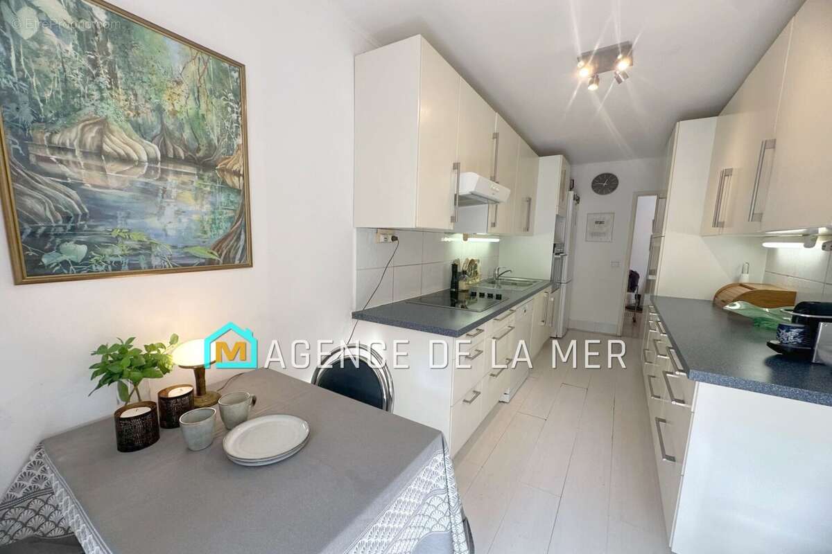 Appartement à MANDELIEU-LA-NAPOULE