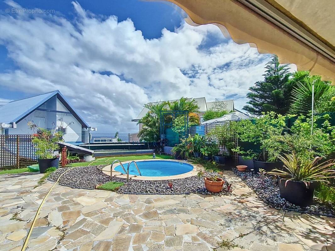 Appartement à LE GOSIER