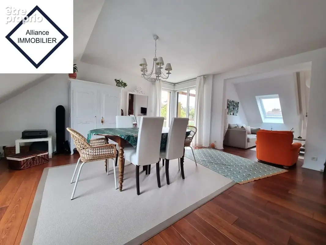 Appartement 4 pièces 83 m² à vendre à Montauban-De-Bretagne (35360) - photo 1