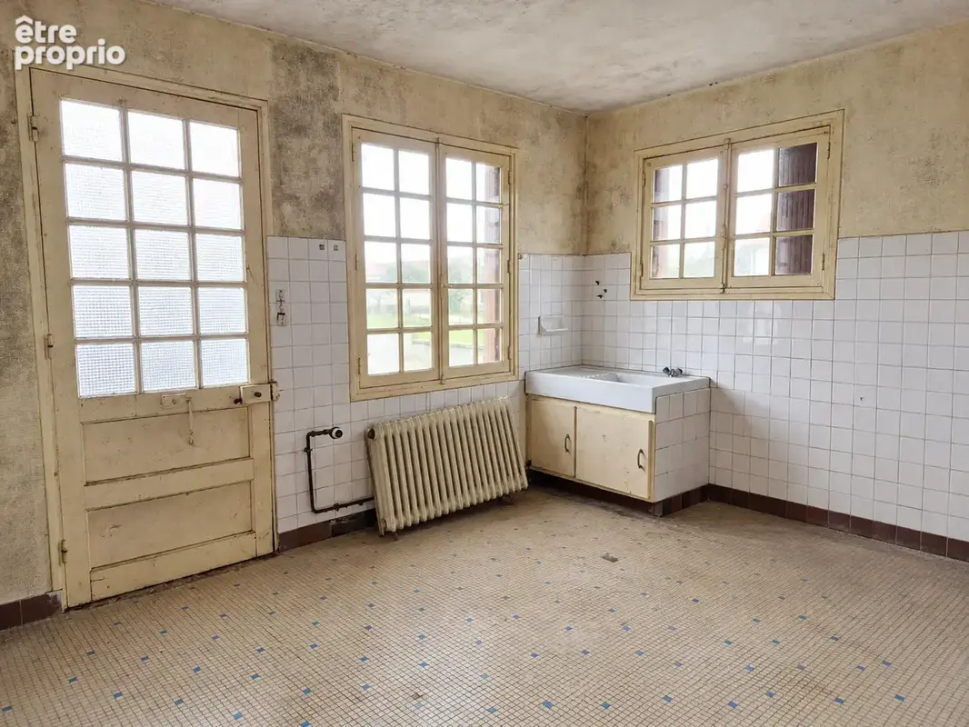 NAINTRÉ   Ensemble immobilier avec deux maisons, dépendances et accès au Clain - photo 25