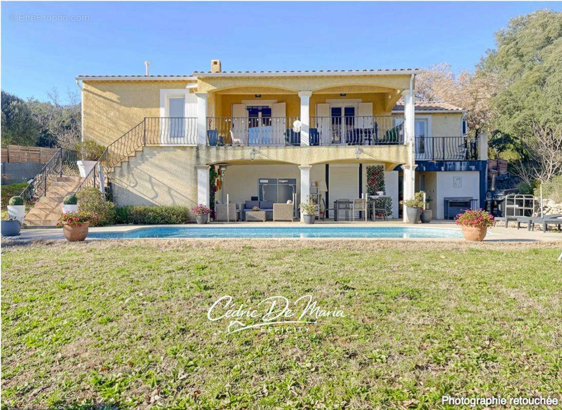 Maison à GINASSERVIS