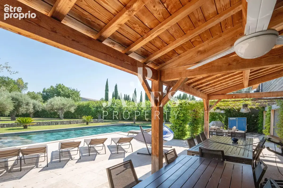 Maison 14 pièces 462 m² à vendre à Saint-Remy-De-Provence (13210) - photo 3
