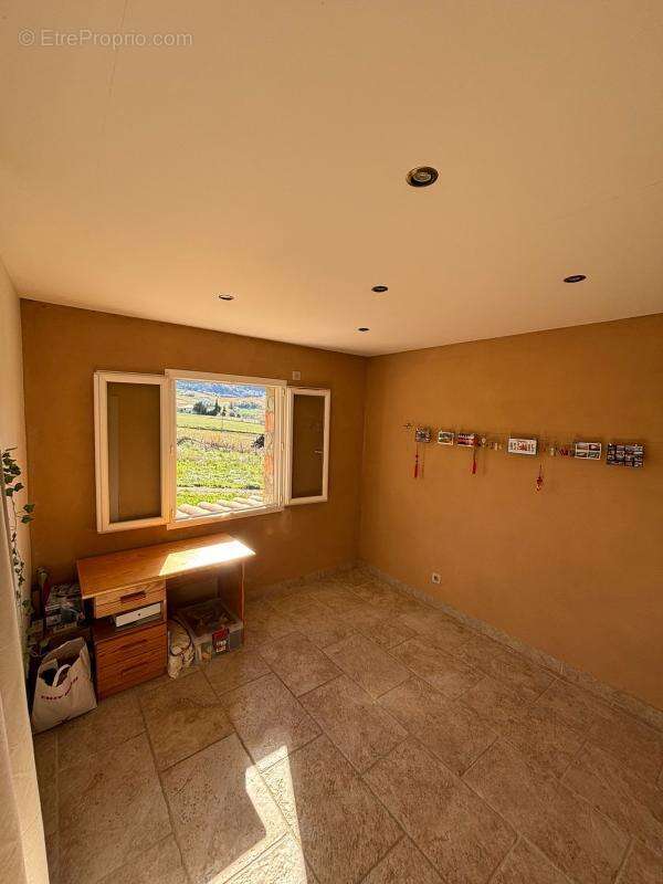 Maison à SAINT-SAUVEUR-GOUVERNET