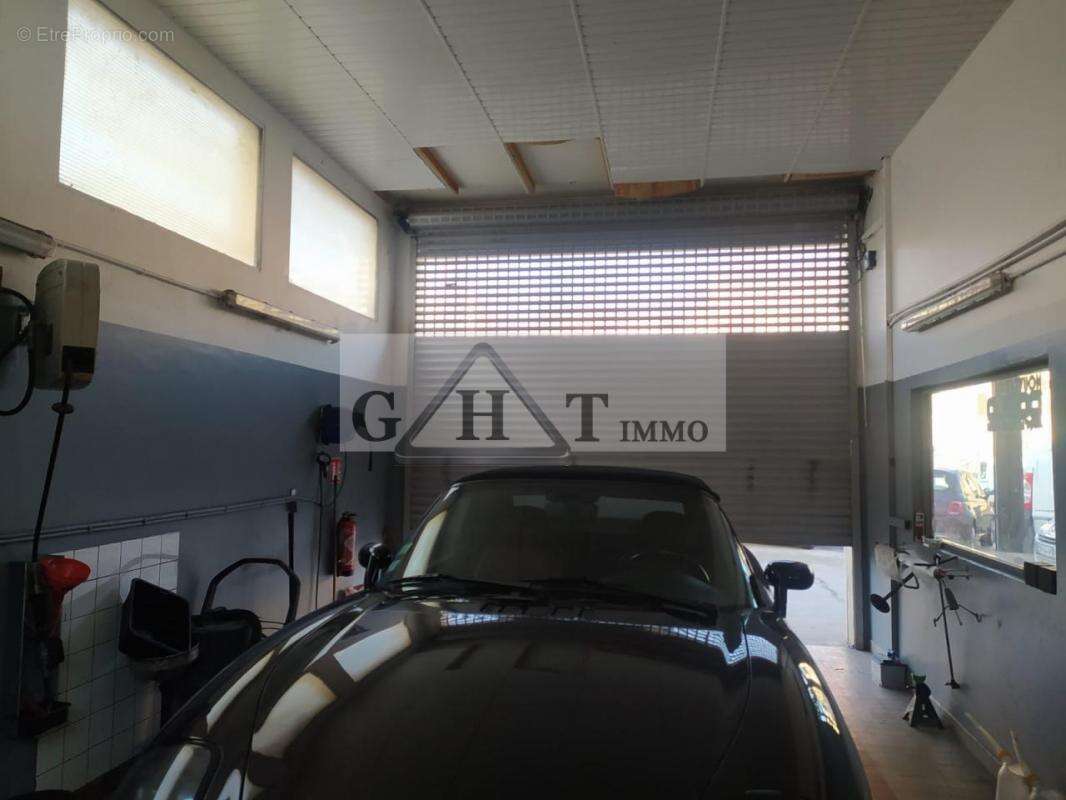 Commerce à FONTENAY-SOUS-BOIS