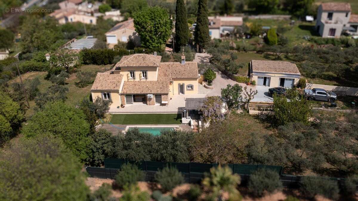Photo 2 - Maison à DRAGUIGNAN